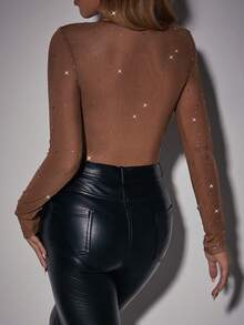 Glamine Bodysuit sexy com malha e decoração de strass para mulheres - Castanho - Visão 2
