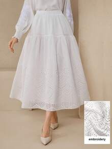 Graceveil 法式甜美刺绣镂空松紧腰长款A字优雅女裙 - 白色 - 查看 4