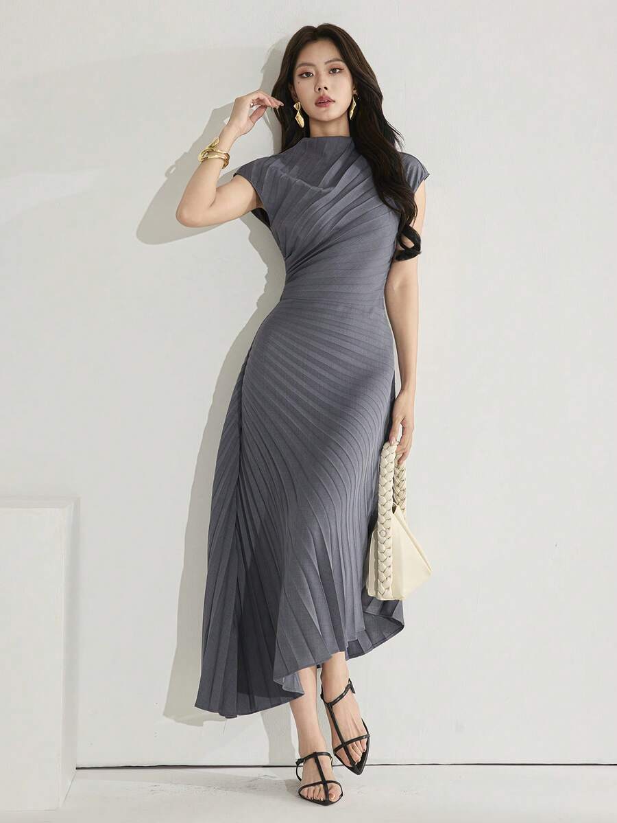 Heiryn Vestido elegante de longitud media con cuello alto, mangas cortas y plisado en unicolor para mujer - Gris - Ver 1
