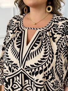 SHEIN CURVE+ Plus Size Hollow Neck Allover Print Casual Vacation Dress Boho Tops Plus Size Cruise - Black and White - View 9