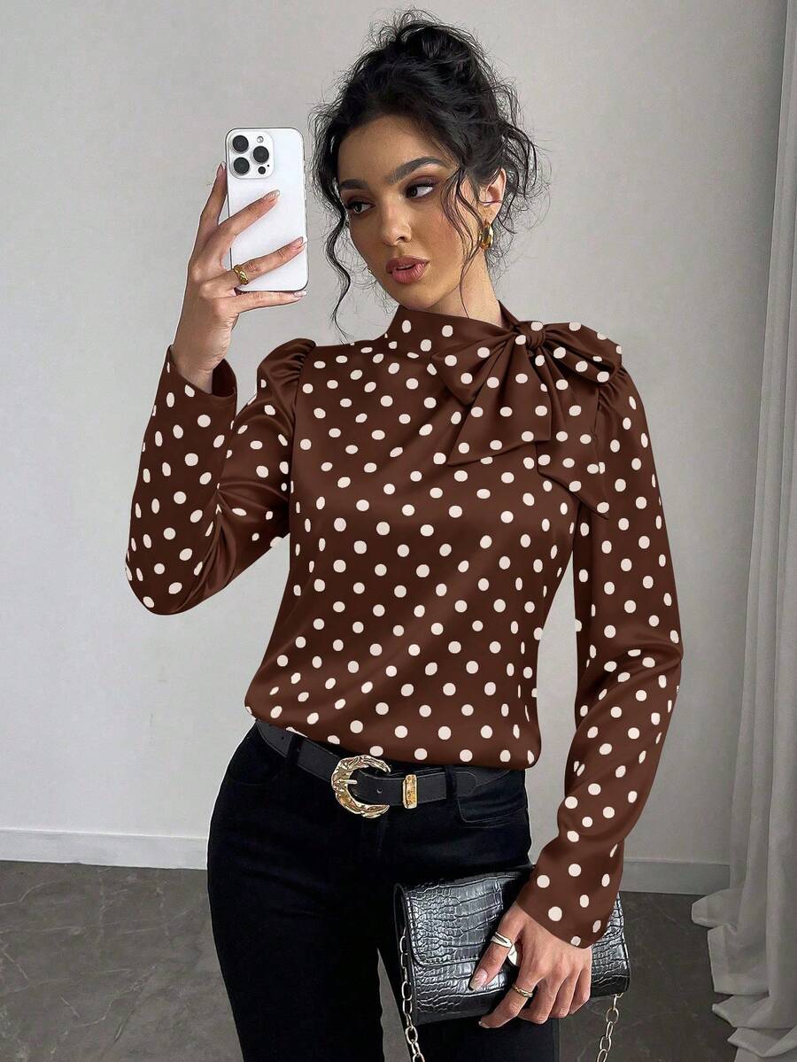 Rafferiza 女士波点印花优雅系领泡泡袖衬衫 - 棕色 - 查看 1