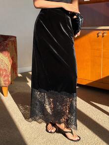 Livesso Women's Velvet & Lace Patchwork Skirt, Autumn/Winter Valentine's Day - Black - View 3