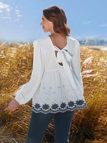 Boho Mama 春季女士孕妇圆领常规肩部宽松休闲衬衫，孕妇长袖上衣，后背系带，刺绣下摆 - 白色 - 查看 5