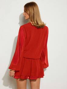 COSMINA 女士纯色V领荷叶边下摆时尚迷你连衣裙，适合度假和约会 - 紅色 - 查看 2