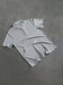 Manfinity Roghcode 男士字母印花短袖休闲通勤 Polo 衫 - 灰色 - 查看 2