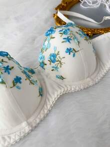 SHEIN 2pcs/Set Floral Embroidery Sexy Women's Lingerie Set