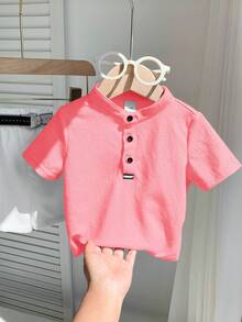 SHEIN 2pcs/Set Baby Boy Comfortable Casual Versatile Daily Fashion Minimalist Style Red Collar Short Sleeve T-Shirt POLO Knit Top And White Shorts Pants With Belt Multi-Piece Suit Uniform Formal Wear, Suitable For Indoor, Outdoor, Daily, Sports, Play, Party, Photo Shoot, Vacation, Holiday, Wedding, Baby Shower, Christening And 1st Birthday Celebration, Spring/Summer - Pink - View 4