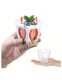 10/20/25/50/100 Peças Taças Quadradas de Sobremesa de 150ml com Tampas - Copos de Festa Transparentes Perfeitos para Uso ao Ar Livre, Ideais para Iogurte, Parafinas, Sorvete, Cheesecakes e Mini Sobremesas - Bandejas de Sobremesa para Aniversário, Casamento, Feriados (Natal, Eid) e Festas | Exibição de Sobremesa Festiva - Transparente - Visão 7