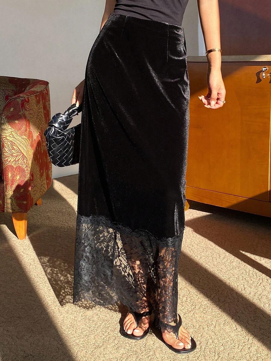 Livesso Women's Velvet & Lace Patchwork Skirt, Autumn/Winter Valentine's Day - Black - View 1