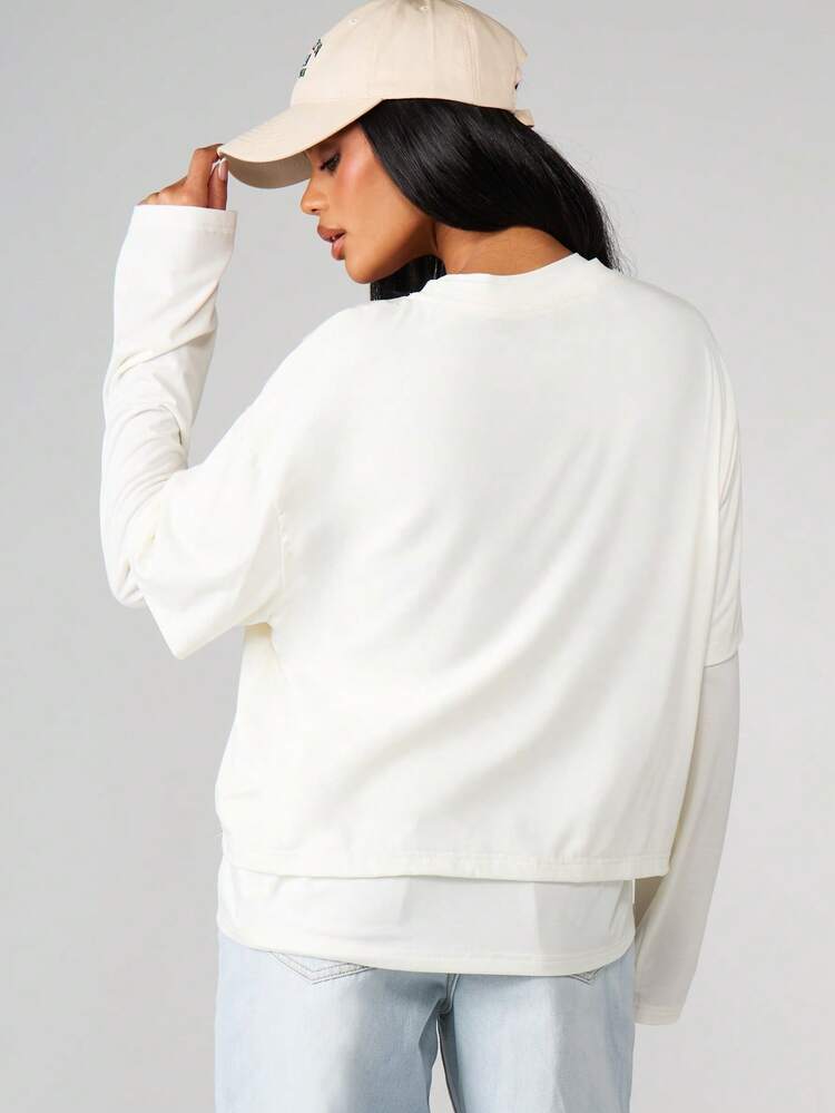 MISSGUIDED Dwuwarstwowy, obszerny, luźny top typu pullover z okrągłym dekoltem i długim rękawem, o obniżonych ramionach i pudełkowym kroju
