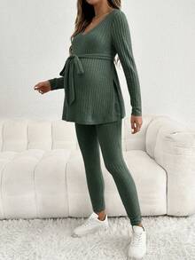 SHEIN 2pcs/Set Casual Maternity V-Neck Long Sleeve T-Shirt And Adjustable Waist Leggings, Comfortable Outfit Two Piece Set Women Comfy 2 Piece Lounge Sets Woman 2 Piece Casual Sets Woman Green 2 Piece Set Maternity Clothes Two Piece Suits - Green - View 6