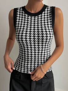 Livesso Women's Casual Houndstooth Print Crew Neck Short Sleeve Knit Top, Autumn/Winter - Black and White - View 4