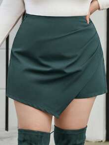 SHEIN Privé 大码女式纯色褶皱不对称下摆短裙 - 墨綠色 - 查看 4