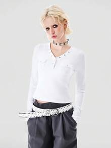 Bloopia 女士针织长袖V领修身时尚别致金属扣设计上衣，秋季款 - 白色 - 查看 4