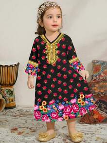 SHEIN Đầm dài tay cổ chữ V viền ren in họa tiết retro thanh lịch, kiểu Jalabiya, Abaya, Kaftan truyền thống Ả Rập dành cho bé gái. - trắng - Xem 2