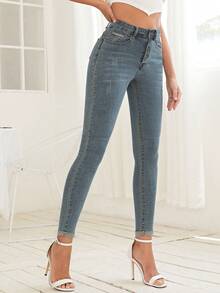 SHEIN Frenchy Jeans décontractés en denim à boutons et poches pour femmes, polyvalents et près du corps - Jean bleu - Voir 3