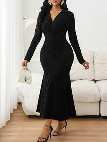 SHEIN Lady Women's Solid Color V-Neck Long Sleeve Ruched Elegant Waist-Cinched Maxi Fishtail Dress, Suitable For Parties And Events - Black - View 4