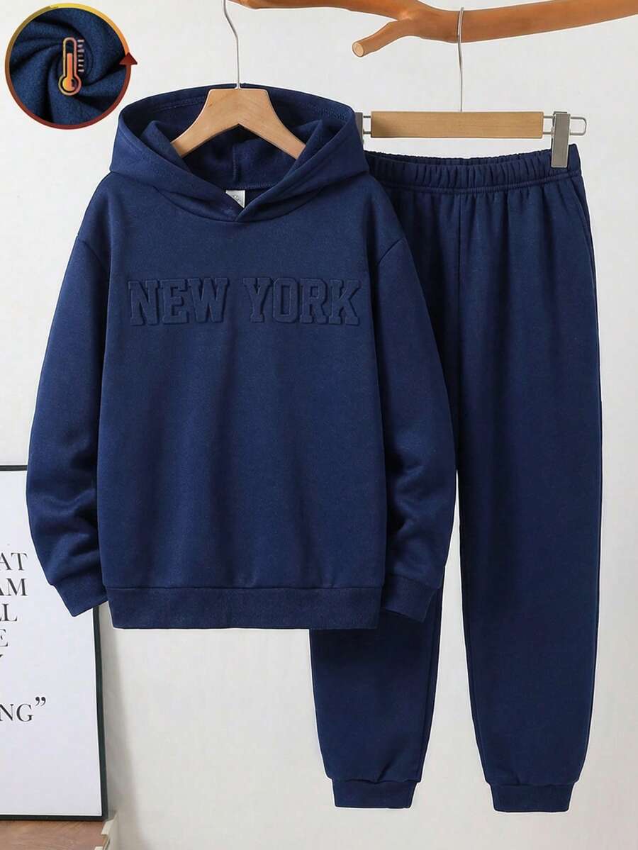 两件套儿童/青少年男童休闲字母压纹连帽卫衣和宽松纯色针织裤套装,适合通勤、上学、休闲、旅行、运动,春夏秋冬皆宜。 - 藏蓝色 - 查看 1