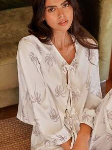 Lullawish Conjunto de pijama de mujer bohemio, casual y cómodo para vacaciones, con estampado de árbol de coco, lazo y manga larga suelta - Beis - Ver 7