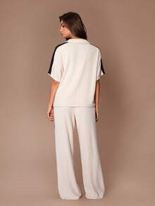 Lazeform 女士休闲撞色拼接半拉链领短袖上衣和阔腿裤家居服套装 - 杏色 - 查看 2