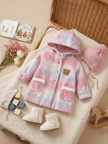 SHEIN 1件女婴可爱甜美时尚粉蓝格子图案小熊贴布装饰长袖连帽纽扣加厚柔软外套冬季大衣外套上衣带毛绒口袋，适合学校派对生日礼物圣诞节假期新年秋季冬季穿着 - 粉色 - 查看 10