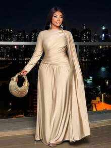 SOLERSUN 大码女式优雅时尚纯色亮面面料修身性感披肩高领收腰修身褶皱长袖A字长裙，高端设计长袖长裙，浅色纯色连衣裙，多种设计感气质连衣裙，适合音乐会、派对、约会、晚宴、婚礼季、伴娘礼服、秋季、冬季穿着。 - 卡其色 - 查看 2