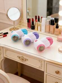 Teckwe 电动除毛器，迷你便携式衣物除毛器，适用于衣服、鞋子、毛衣，电池供电式除毛器（使用两节AA电池供电，发货时不含电池，买家需自行购买） - 彩色 - 查看 4