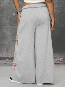 ROMWE Avant 加大码新款中国风虎龙元素印花宽松街头运动裤 - 灰色 - 查看 4