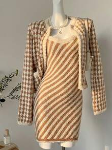 Muvela Women's Casual Diamond Pattern Crew Neck Cardigan With Pockets, Autumn/Winter,Sweaters For Women - Khaki - View 2