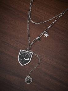 HARRY POTTER X SHEIN ¡Collar con colgante de casa! Colgante tipo insignia de estilo universitario, collar atmosférico versátil para otoño/invierno - Plateado - Ver 3