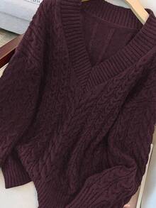 GlowEve CURVE 女士优雅纯色麻花针织宽松长袖加大码毛衣，适合外穿，秋冬季紫色毛衣，女士V领毛衣 - 酒紅色 - 查看 4