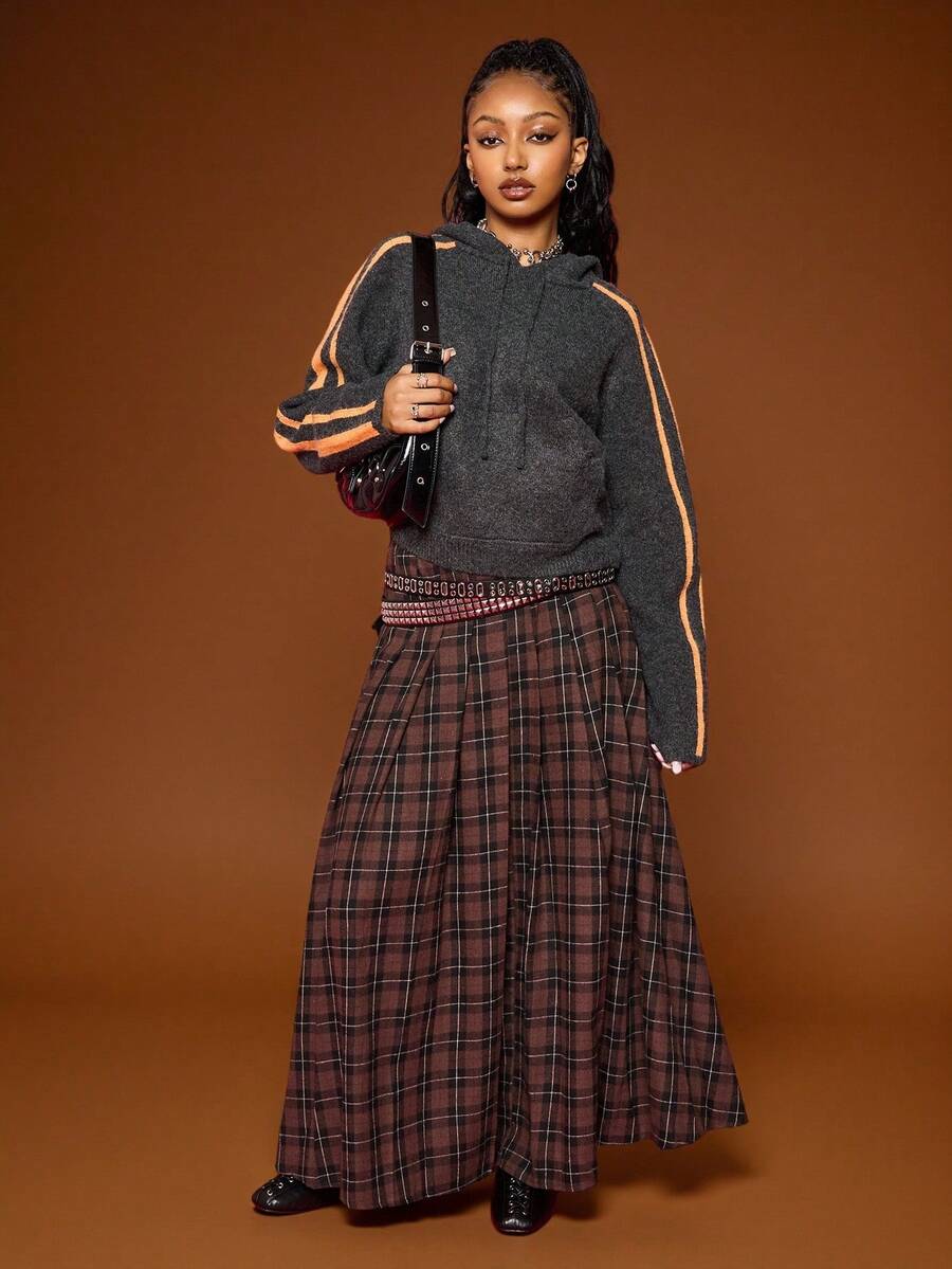 COUREZ 格纹百褶长裙/Y2K秋冬女装派对装扮外出装扮性感黑色半身裙优雅中长裙棕色长裙新年装扮 - 棕色 - 查看 1