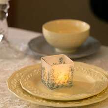 Cirelle Portavelas de vidrio a prueba de viento - Linterna cuadrada con patrón de hojas, decoración de mesa moderna para exteriores/interiores para patio y comedor - Multicolor - Ver 12
