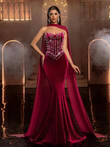 Glamrae Đầm dạ hội sang trọng màu đỏ tía, không dây vai, đính đá lấp lánh thủ công, kiểu đuôi cá (cổ áo voan xếp rời) bằng nhung. - Màu Đỏ Sâu - Xem 2