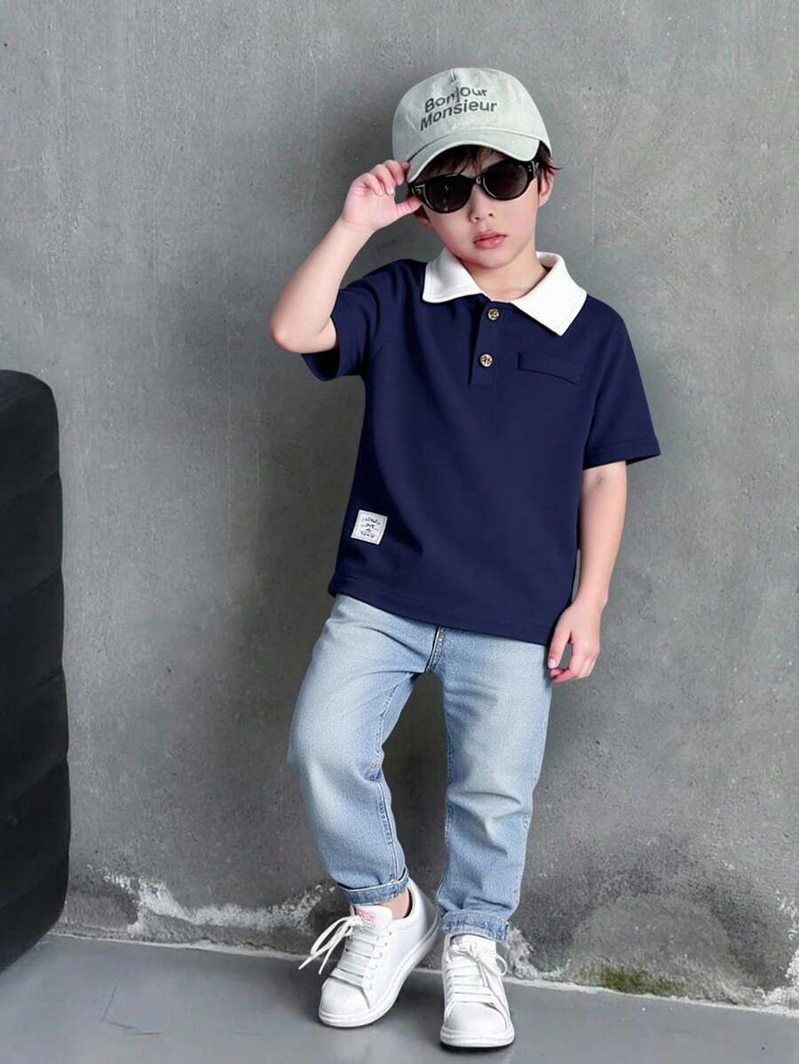 Genkimix Kids 两件套幼儿男童校服套装 - 藏蓝色短袖Polo衫和浅蓝色牛仔裤，简约时尚的儿童休闲装，适合上学和户外玩耍 - 藏蓝色 - 查看 1