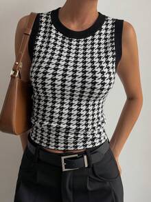 Livesso Women's Casual Houndstooth Print Crew Neck Short Sleeve Knit Top, Autumn/Winter - Black and White - View 6