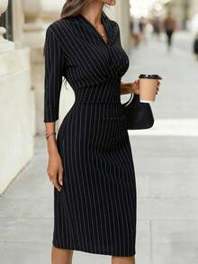 Editum Women's Fashionable Commuter Striped Fitted Mid-Length Dress