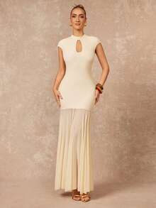 Lumalex 早春柔软舒适网纱飘逸长裙,性感镂空高领修身收腰连衣裙,适合春日度假、生日、婚礼、情人节礼物指南、浪漫情人节穿搭、宾客婚礼、情人节礼物指南、浪漫情人节穿搭、派对、夏季假日海滩装扮,尽显奢华格调,低调奢华,适合舞会、聚会、宴会、低调奢华、老钱风格、锐舞派对、音乐节等场合,层次丰富的派对装扮。 - 杏色 - 查看 4