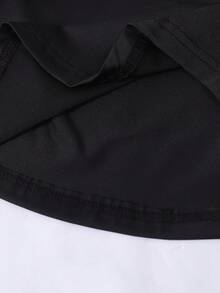 Conjunto de três peças com top sem mangas de gola alta para meninas adolescentes, com um colete de malha ajustado. Esta camiseta interior sólida e elástica é projetada para um ajuste personalizado e pode ser usada tanto como uma camada inferior quanto sozinha para estilos de sobreposição diários.