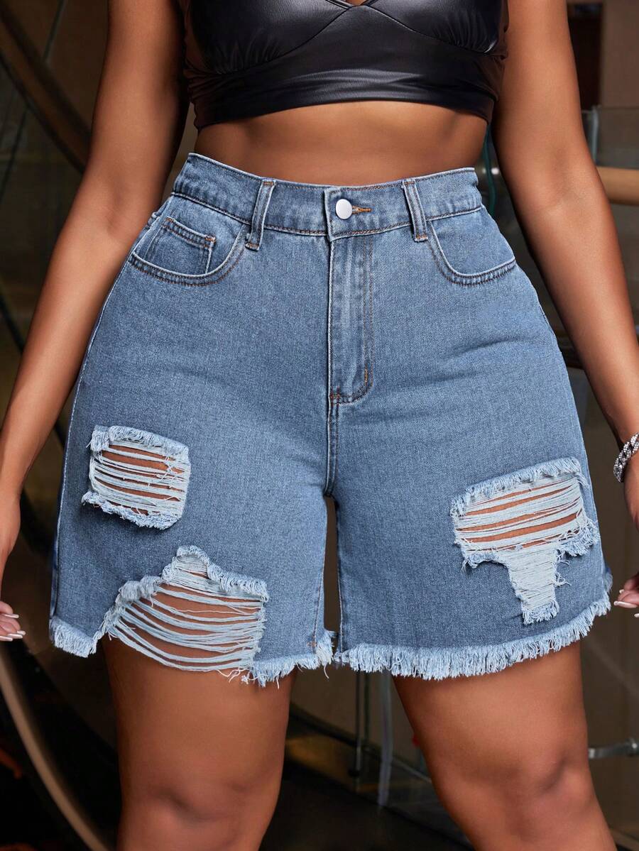Slaydiva Plus Size Women Pockets Distressed Frayed Hem Fashionable Versatile Vacation Party Denim Shorts - Light Wash - View 1