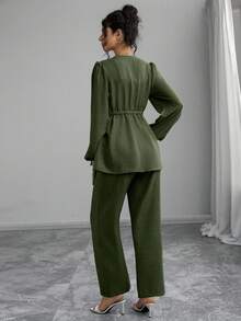 Momance 2pcs Maternity Set: Shirred Long Sleeve Cardigan With Button Front, Waist Pleated Design; Loose Fit Maternity Pants - Green - View 2