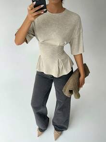 Aloruh Áo thun nữ cổ tròn dáng rộng, có xếp ly ở eo, màu trơn, thích hợp mặc đi làm và ở nhà, tay ngắn, chất liệu chiffon. - Màu be - Xem 5