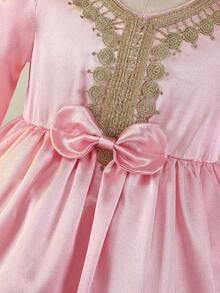 SHEIN 1 Piece Elegant And Sweet Pink High-Grade Satin Long-Sleeve Dress For Baby Girls, With Golden Lace Trim , Suitable For Daily Wear In Spring And Autumn, Outdoor Outings, And Party Occasions. - Baby Pink - View 6