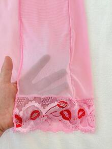 SHEIN Bộ đồ Valentine 2 món: Áo ngủ gợi cảm phối ren và lưới với viền lông mi, xẻ tà phía trước + quần lót G-string. - Hồng - Xem 8