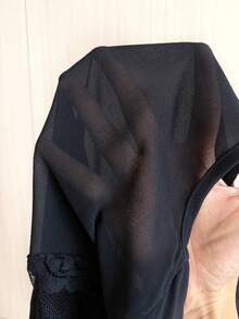 Vibekara 春夏秋三季优雅度假风法式雪纺蕾丝拼接荷叶边袖子修身A字裙 - 黑色 - 查看 4