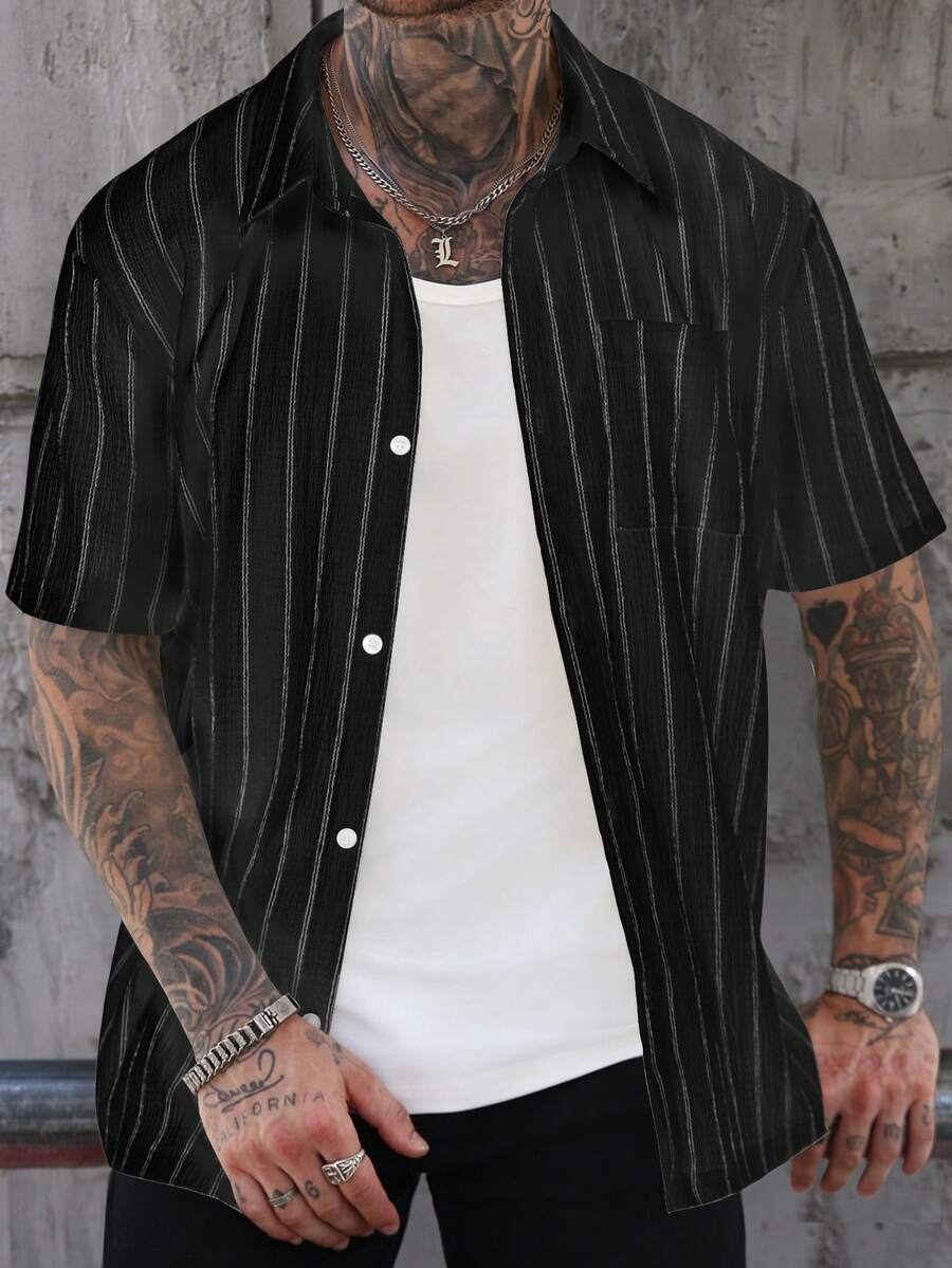 Manfinity Homme 男士条纹 Polo 领单排扣休闲通勤短袖衬衫 男士复古衬衫 男士条纹衬衫 街头风男士衬衫 男士短袖衬衫 男士衬衫 - 黑色 - 查看 1