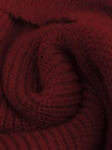 GlowEve CURVE 蓝色蝴蝶结露肩针织衫，超大蝴蝶结设计甜美吸睛，露肩剪裁展现迷人肩颈线条，优雅又不失性感，宽松版型休闲慵懒，秋冬出行回头率爆表。