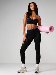 MISSGUIDED Legging Pinggang Tinggi dengan Karet Pinggang Kontras Panjang Penuh Elastis untuk Olahraga, Celana Ketat Kompresi Performa, Bawahan untuk Kebugaran, Lari, Yoga - Hitam - View 1