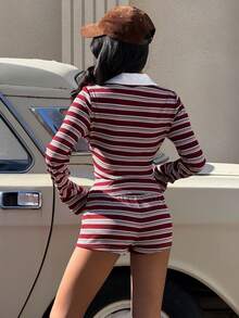 SHEIN EZwear 女士纹理针织 Polo 领长袖 T 恤和超短裤套装 - 紅白色 - 查看 2