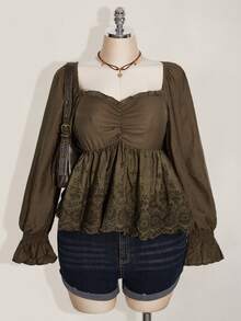 SHEIN ICON 加大码方领荷叶边娃娃衫，复古橄榄绿刺绣梭织泡泡袖上衣，适合春季穿着 - 軍綠色 - 查看 1